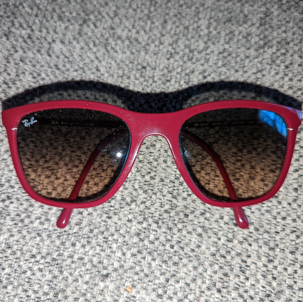 Ray-Ban Sunglasses